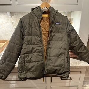 Patagonia boys 14 youth Olive Jacket